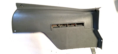 Chevrolet Camaro Pontiac Firebird 1982-92 - escotilla trasera cubierta lateral del pasajero Foto 1 de 4