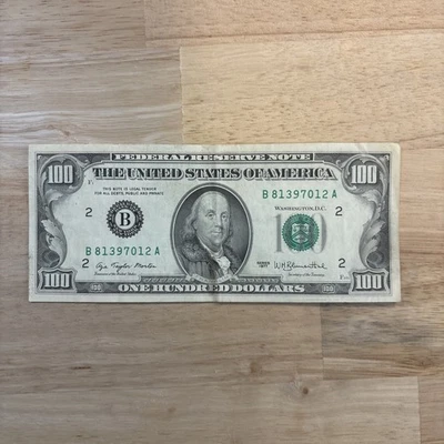 Old 100 Dollar Bill (1977) - Image 1 of 2