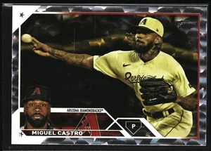 2023 Topps Update #US284 Miguel Castro Silver Pattern Foilboard - Picture 1 of 2