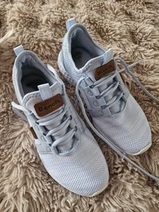 Bench Damen Turnschuhe Hellblau Größe 37 Slip In - Bild 1 von 1