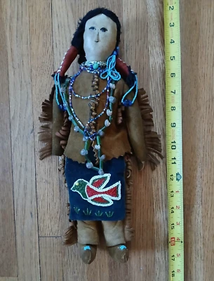 Muñeca antigua nativa americana Dakota Sioux Bluecloud masculina Foto 1 de 4