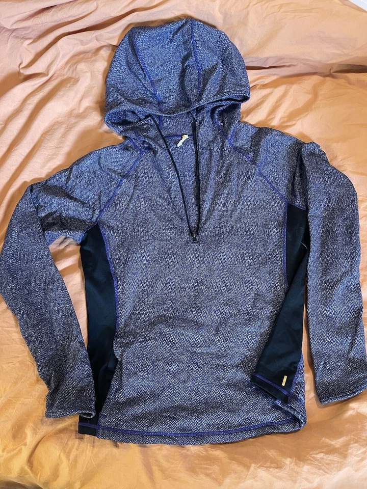 Pullover grande con capucha Lucy púrpura pata de gallo Foto 1 de 2