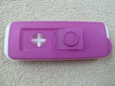 TUPPERWARE Fresh N Pure Covered Ice Cube Tray #2704 Raspberry Pink Purple Lid - Image 1 of 4