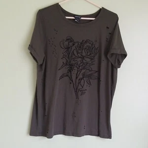 Torrid T-shirt Size 1 Dark Olive Green Distressed "Forever Love" Floral Plus Siz - Picture 1 of 8