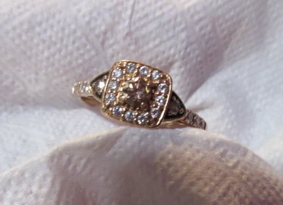 LEVIAN 14k Beautiful rose Gold ring with diamonds size 8 -21dias. -.15ct. 2.7gm. - Image 1 of 4