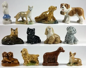 WADE DOGS GROUP OF 12, WHIMSIE, RED ROSE TEA, PARTY CRACKERS 1971-79 - Picture 1 of 1