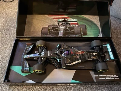 Mercedes-AMG Petronas F1 W11 Hamilton 1:18 Minichamps GP Styrian 2020 113200244  - Bild 1 von 3
