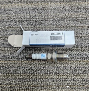 2 Pack NGK Logisnext Spark Plug 91H2022860 Fits Misubishi Cat Forklifts FR2B-D - Picture 1 of 7