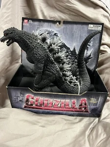 Bandi Godzilla 12” Figure New 2009 - Picture 1 of 6