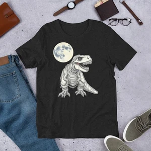 Gruselige Mumie T-Rex Skelett Halloween Vollmond Kostüm Unisex T-Shirt - Bild 1 von 5