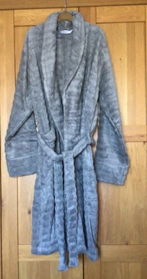 John Lewis Luxury Spa Unisex Bath Robe, Dove Grey, M/L - RRP £85.00 - Image 1 of 4