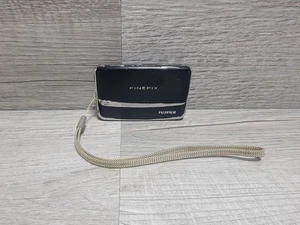 Fujifilm FinePix Z70 12.2MP Digital Camera Black READ DESCRIPTION  - Picture 1 of 10