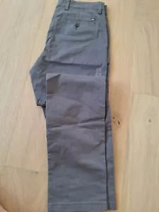 New Tommy Hilfiger Men's Gray Slim Fit Chino Pants 31W /32L - Picture 1 of 5