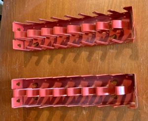 2- Estantes para llaves modelo 850 Spanger solo tiene capacidad para 8 llaves montaje en pared de metal rojo EE. UU. - Imagen 1 de 3