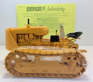 ERTL 16014 OC-3 oliver crawler 1/16 Scale Diecast - Picture 1 of 9