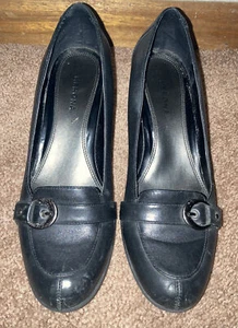 Vtg 1990s Merona Black Leather Loafers Mid Heels 7.5 Buckle Round Toe DAMAGED - Picture 1 of 8