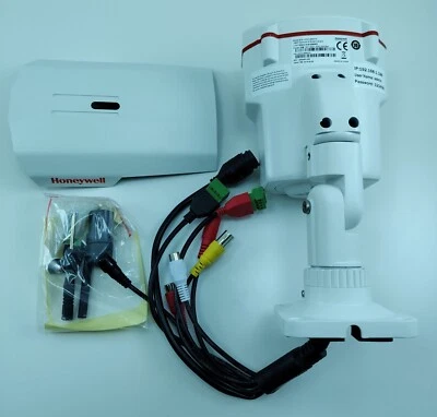 HONEYWELL HICC-2600TVI 1080 Network IR Bullet Camera - Image 1 of 4