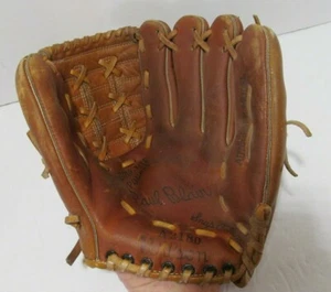 Guanto in pelle vintage Wilson A2180 Paul Blain autografo 10" lanciatore destro - Foto 1 di 7
