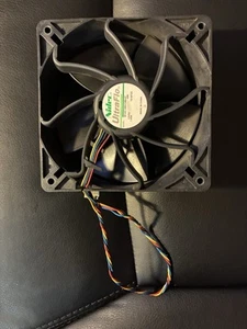 Bitmain NIDEC W12E12BS11B5-57 DC 12V 1.65A 4PIN Large air volume Cooling Fan - Zdjęcie 1 z 2