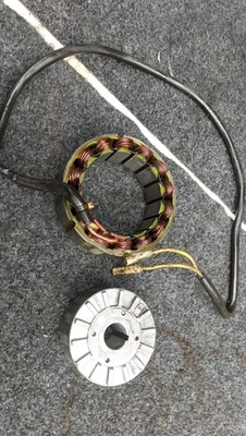 DUCATI 900SS SUPERSPORT 91-98 GENERADOR BOBINADOS Y VOLANTE COMPLETO Foto 1 de 4