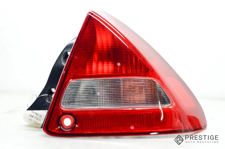 2000-2006 HONDA INSIGHT RIGHT/PASSENGER TAIL LAMP OEM - Изображение 1 из 4
