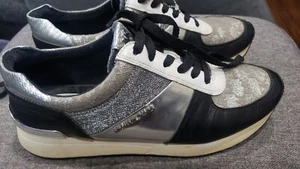 Pre-owned MICHAEL Michael Kors Womens Black And White Billie Trainer 8.5 - Picture 1 of 5