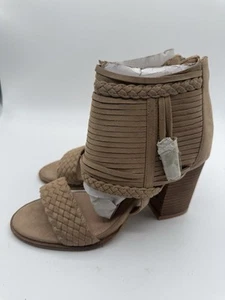 Womens Heeled Sandals Braided Tassel Accents Tan Ankle Strap Size 5.5 - Picture 1 of 5
