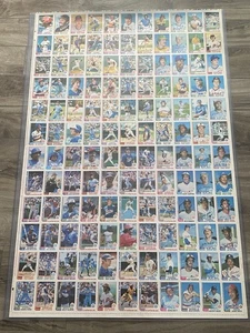 1982 OPC O-Pee-Chee baseball uncut 132 card sheet Nolan Ryan Bench +++ RARE !!! - Foto 1 di 2