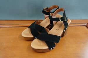Cordani Wallis Womens 38 / 7.5 Black Leather Platform Slingback Studded Sandals