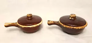 A Pair Of HULL Brown Drip Covered Soup Crock With Handle And Lid Ovenproof USA - Picture 1 of 5