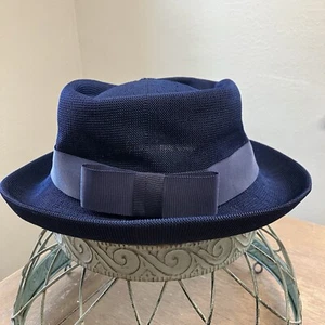 Kangol Zephyr Jenna Woven Women’s Fedora Hat Navy Blue Tan Band Made in UK VGC - Picture 1 of 12