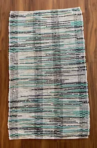 Vintage Handmade Rag Rug 46x27 Farmhouse Country Turquoise Gray Blue Green White - Picture 1 of 8