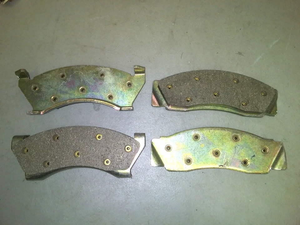 1975-1980   Ford/Lincoln/Mercury    (Rear) Disc Brake Pads - Image 1 of 1