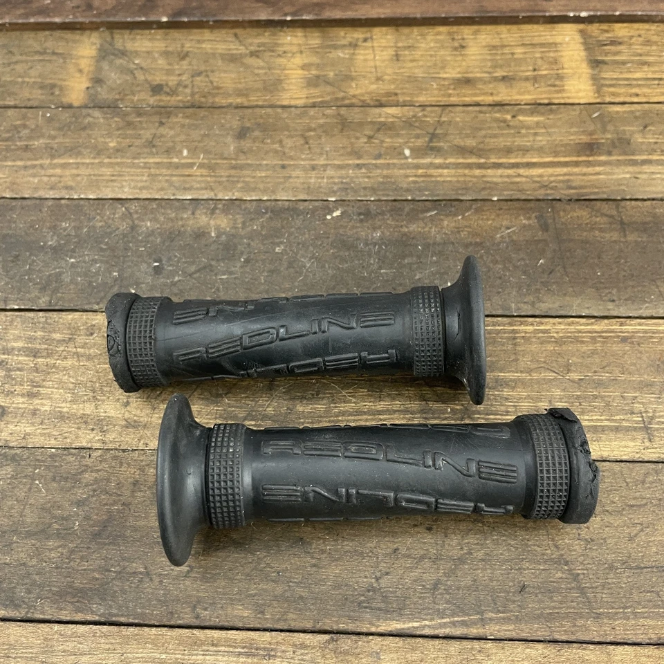 Vintage Redline BMX Handlebar Grips Old School BMX Bicycle Set 90s 00s - Image 1 of 4