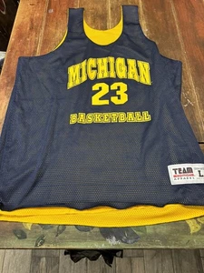 Michigan Wolverine’s Basketball Reversible Jersey Size Large Men’s - Picture 1 of 8