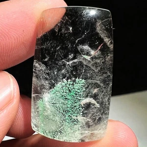 41,2ct seltener natürlicher klarer grüner Phantomkristall poliert - Bild 1 von 10
