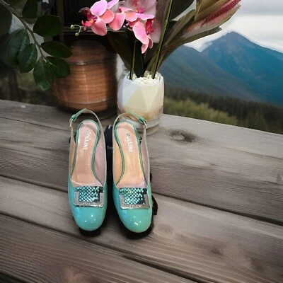 Pollini, zapatos de tacón bloque verde claro con correa.  Foto 1 de 4