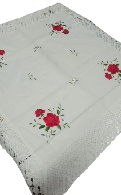 Centro Tavola  Tris Centrini Runner Cotone Misto Lino Bianco Ricamo Rose Rosse - Immagine 1 di 4