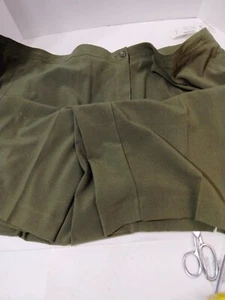 Maggie Barnes Women's Pants 34 Ws Short Length Olive - Picture 1 of 8