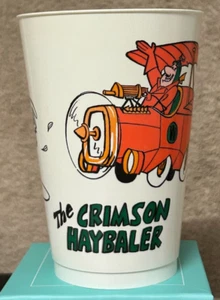 WACKY RACES - THE CRIMSON HAYBALER Hanna Barbera 7-11 CUP 1976 - Picture 1 of 3