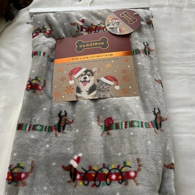 Christmas Dachshund Throw Blanket with wooden Hanger, Blanket Cuddlove Christmas - Image 1 of 4