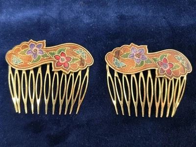 Dos peines de pelo vintage cloisonné rojo púrpura naranja esmalte floral diseño mariposa Foto 1 de 4