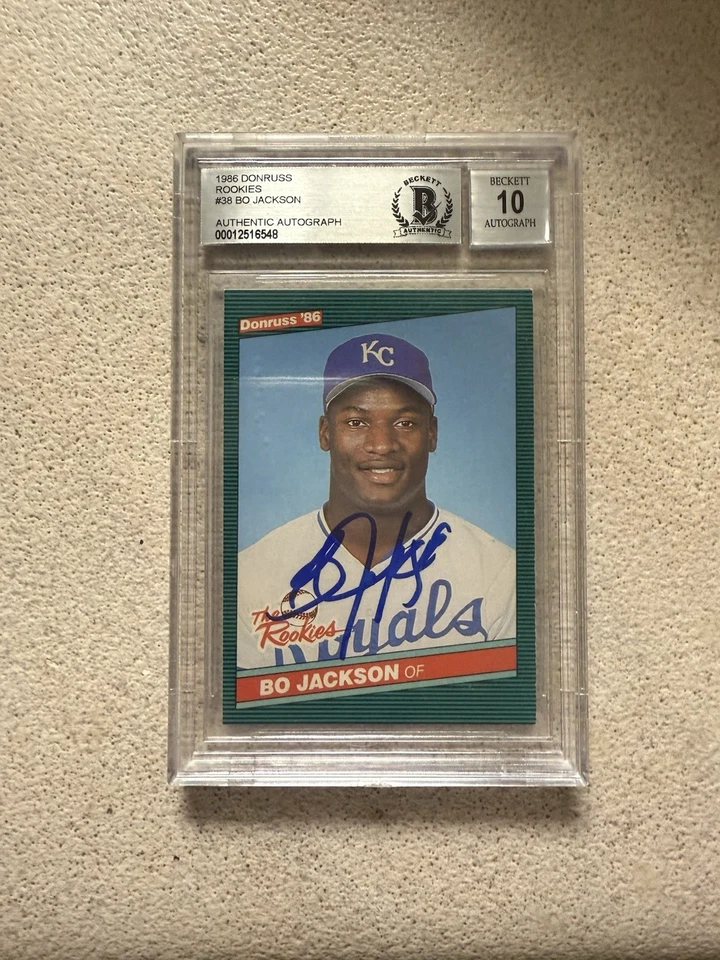 Подлинная карточка дебютанта 1986 Donruss Rookies No38 с автографом Бо Джексона — BGS 10 - Изображение 1 из 2