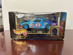 1999 1/24 Hot Wheels Select 2000 John Andretti #43 STP Diecast Car - Bild 1 von 3