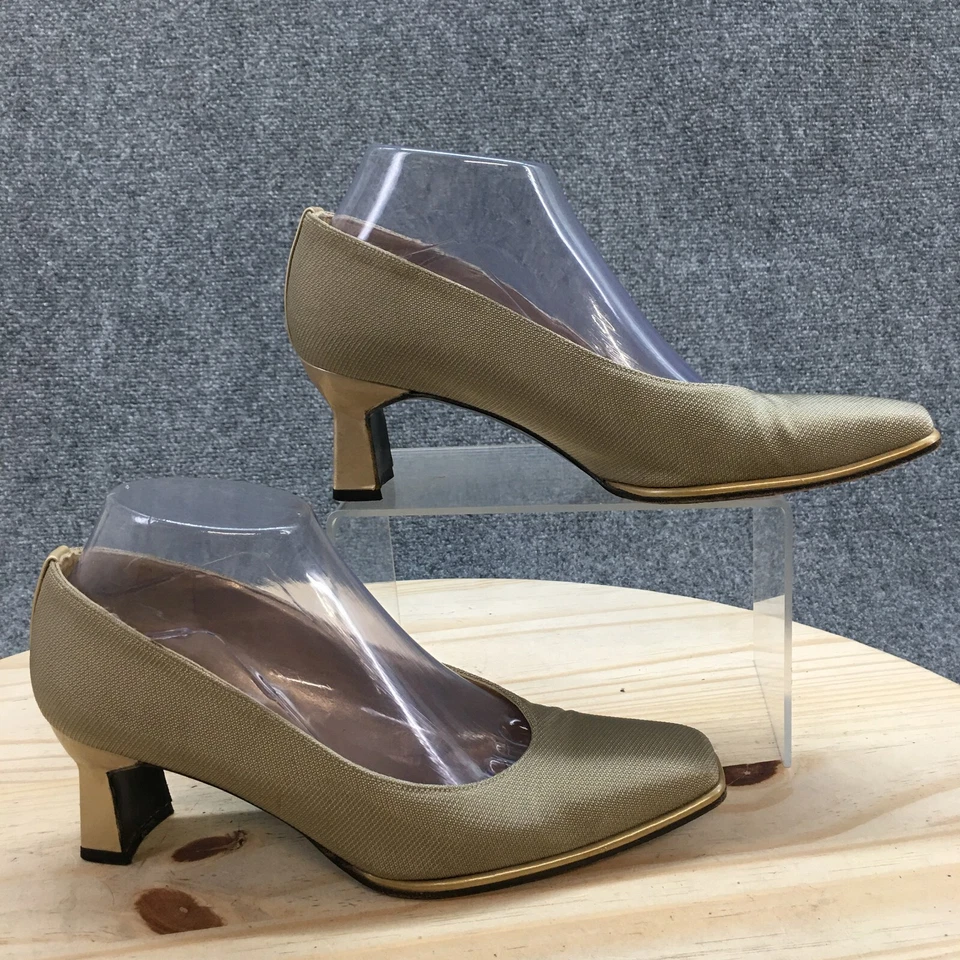 Zapatos de salón Stuart Weitzman para mujer 7,5 B sin cordones beige punta cuadrada informales Foto 1 de 4