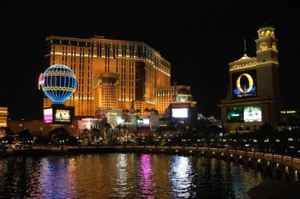  Las Vegas striscia di notte originale firmata a mano Giclée fotografia di Arnold - Foto 1 di 2