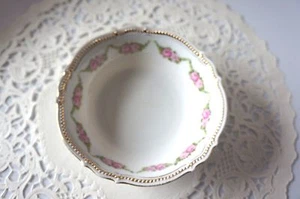 VINTAGE P.K. SILESIA SMALL BOWLS: SET OF 6 - Foto 1 di 3