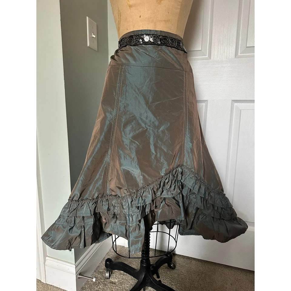 复古 90 年代塔夫绸中裙荷叶边意大利光泽不对称奇怪绿色  — 第 1/4 张图片