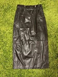 Wilson Suede & Leather Black Leather Midi Skirt. 32.5 Inches Long, 26 Inch Waist - Picture 1 of 4