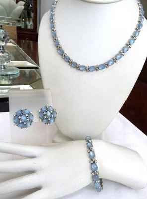 RARE VTG TRIFARI BLUE FRUIT SALAD GLASS RHINESTONE NECKLACE EARRINGS BRACELET - Image 1 of 4
